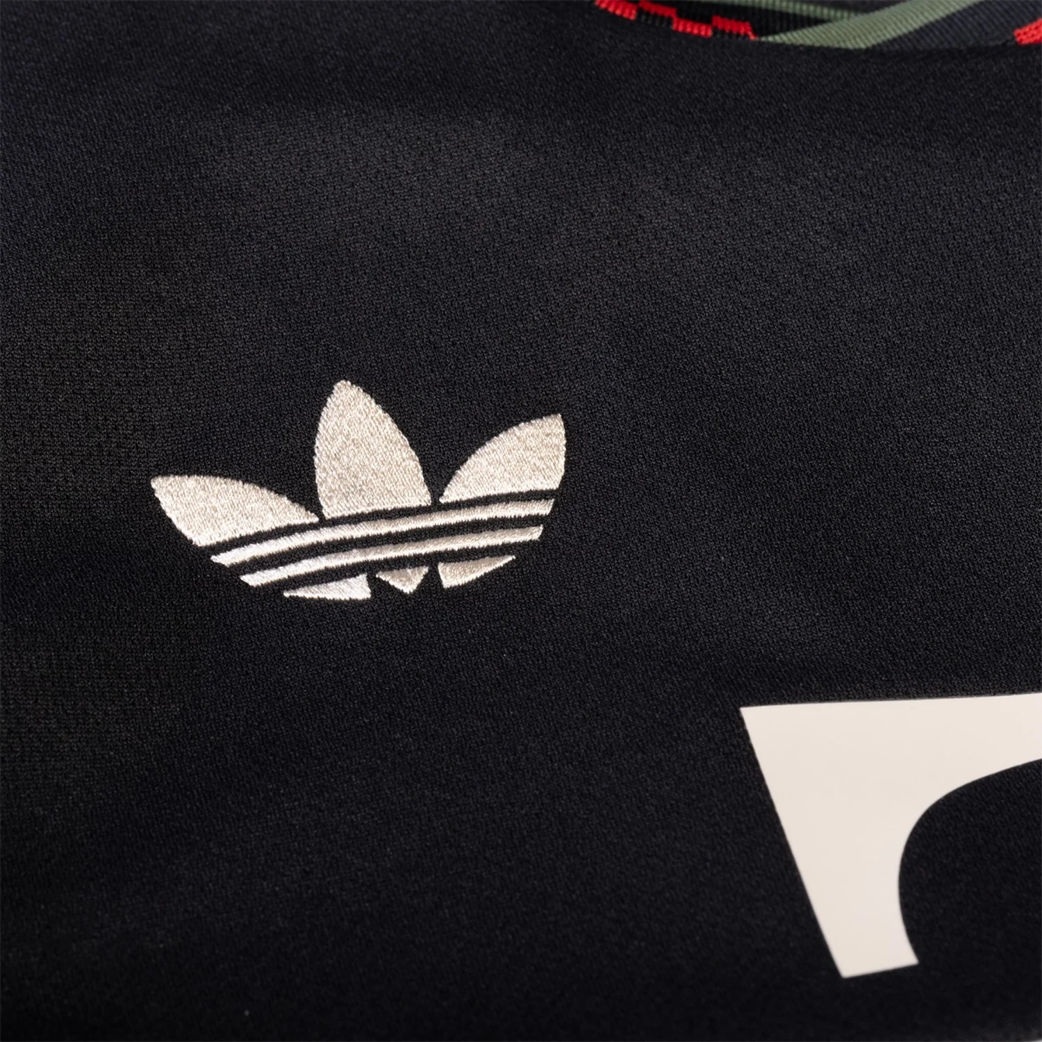 Trenirke FC Bayern München 2025-2026,FC Bayern München Odjeća,Nogometni Dresovi FC Bayern München Rezervni,Nogometne Trenirke FC Bayern München