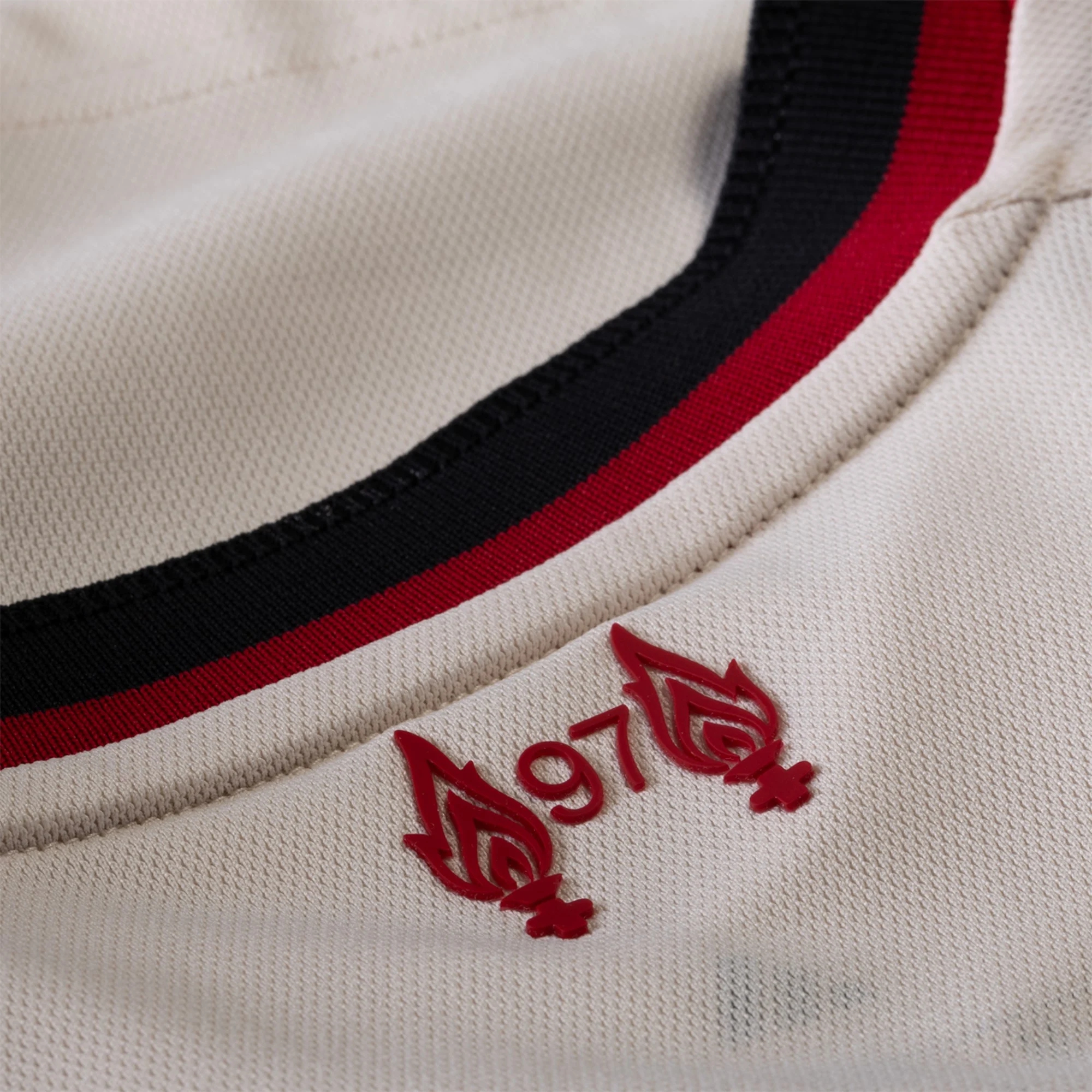 Odjeća Liverpool,Nogometni Dresovi Liverpool THIAGO #6 Gostujući Komplet 2025-2026,izrada Liverpool THIAGO 6 Trenirke komplet,Liverpool Trenirke