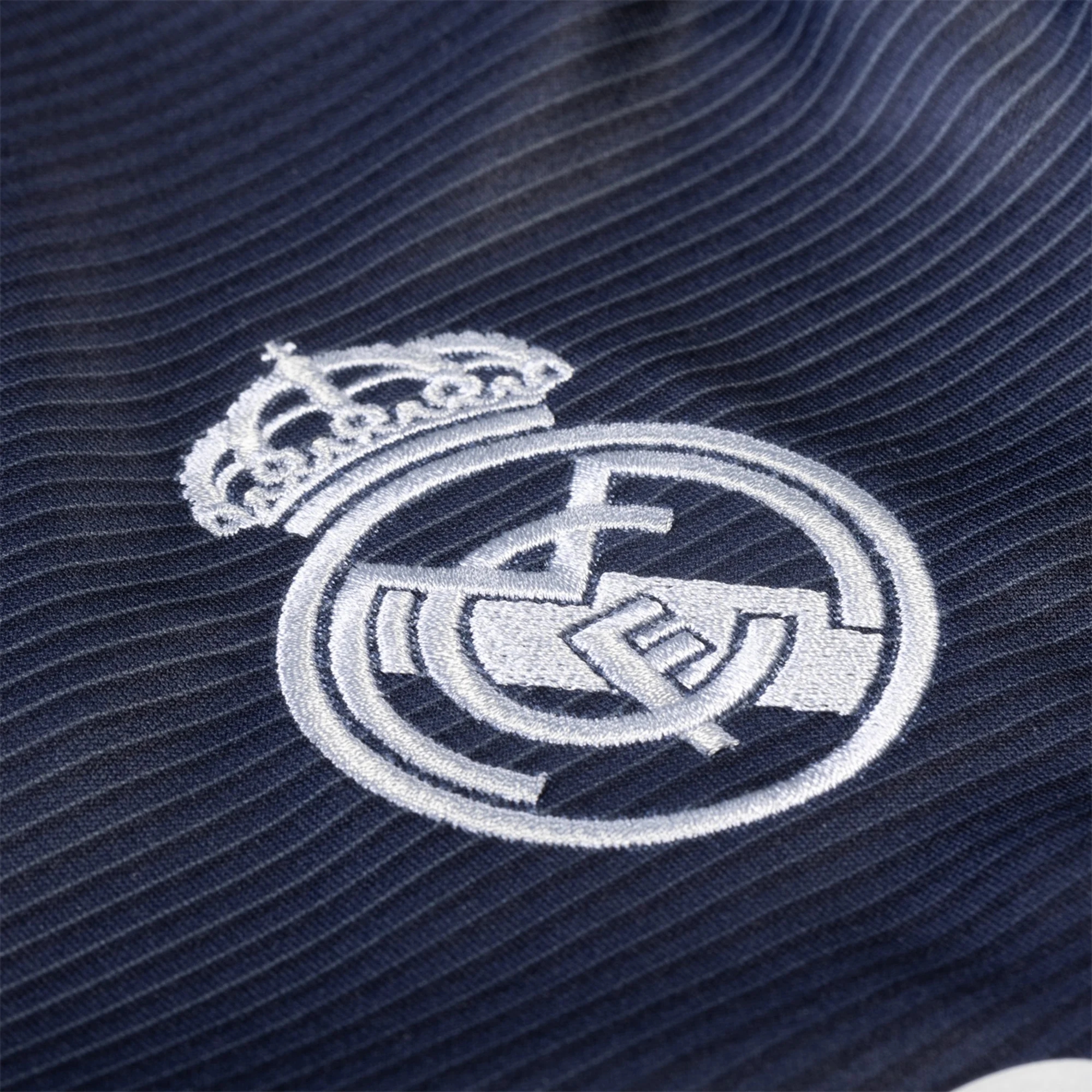 Dresovi Za Mali Nogomet FC Real Madrid 2025-2026,FC Real Madrid Trenirke,Nogometni Dresovi FC Real Madrid Gostujući,Nogometnih Dresova FC Real Madrid